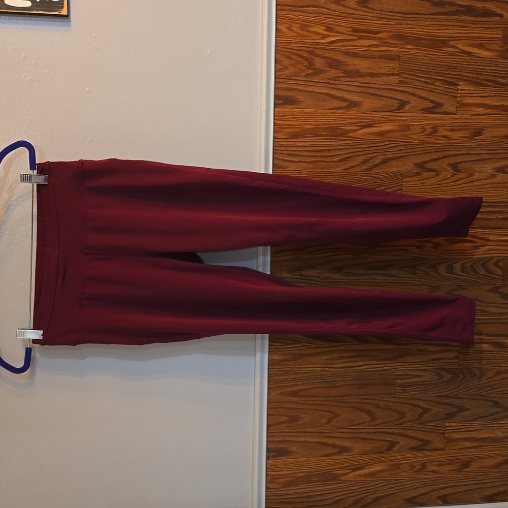 Pop fit leggings, size large